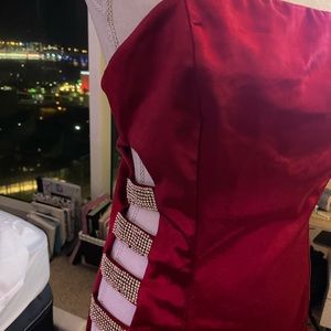 Silky dress with diamonds